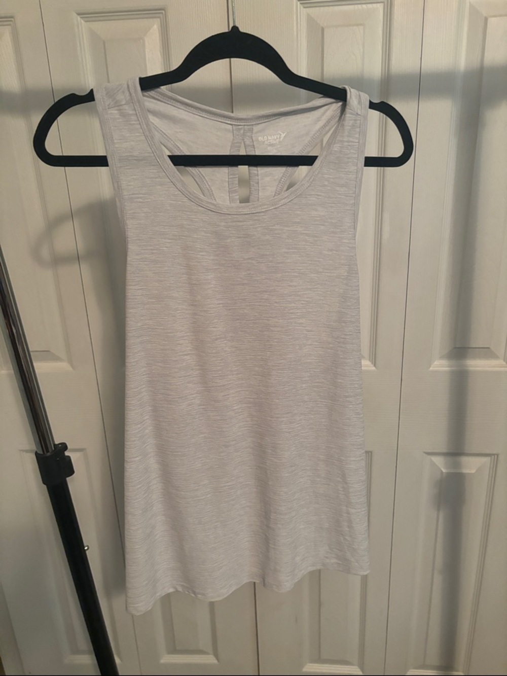 Old Navy Light Gray Scoop Neck Tank Top